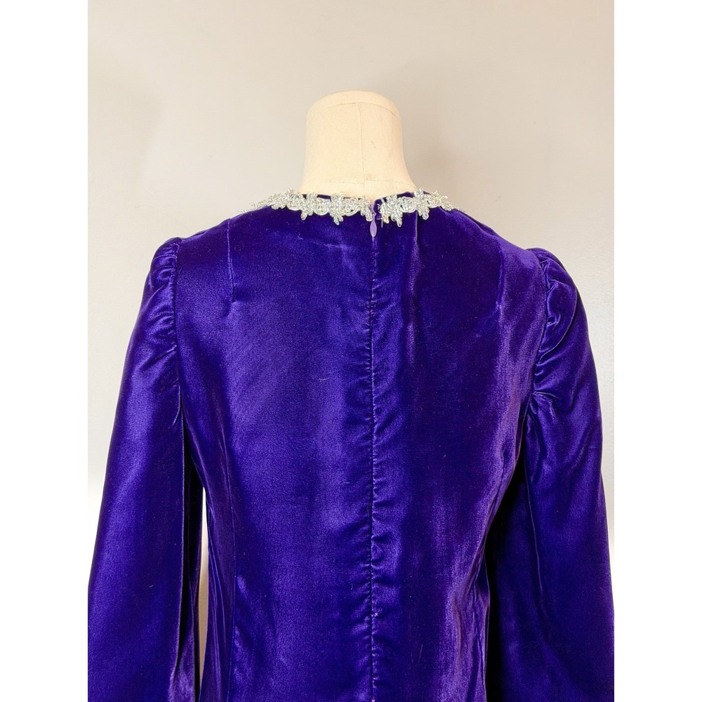Vintage 1960s Purple Velvet Renaissance Revival Mini Dress Mod Gogo Medieval - Picture 10 of 15